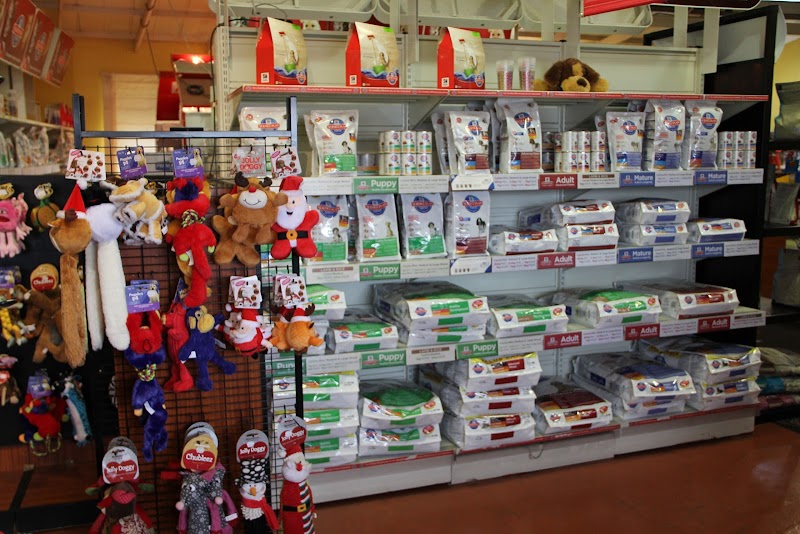 Pet Savers | Vet, Grooming & Retail